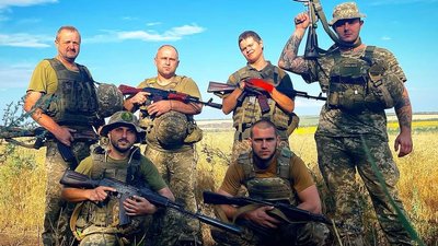 "24 лютого народився і мене так Путін привітав". Історія воїна Назара Горішного, який з братом боронять Україну