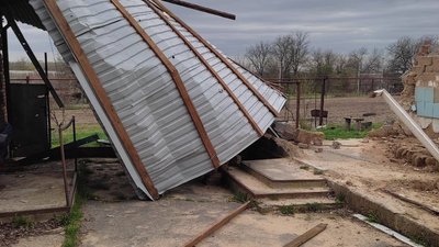 Пошкоджено житловий будинок. Армія РФ обстріляла Нікопольський район Дніпропетровщини Пошкоджено житловий будинок. Армія РФ обстріляла Нікопольський район Дніпропетровщини
