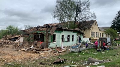 "Не корову в мене забрав Путін – ... він забрав матір". Жителька Чернігівщини розповіла, як загинула її мати "Не корову в мене забрав Путін – ... він забрав матір". Жителька Чернігівщини розповіла, як загинула її мати