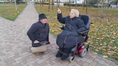 "Нас лякає все те, що нас може роз'єднати". Історія родини людей з інвалідністю з Олешок на Херсонщині "Нас лякає все те, що нас може роз'єднати". Історія родини людей з інвалідністю з Олешок на Херсонщині