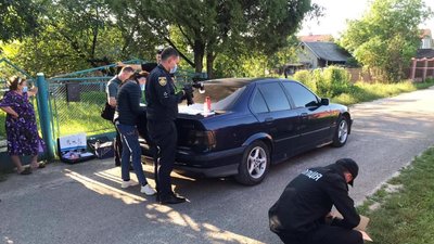 Неподалік Львова поранили водія таксі
