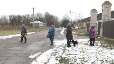 На Черкащині продукти для віддалених сіл привозить "магазин на колесах" На Черкащині продукти для віддалених сіл привозить "магазин на колесах"