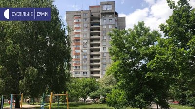 Мешканцям будинку на Заливній у Сумах третій рік обіцяють відремонтувати двір
