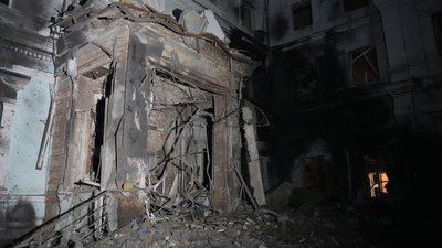 Головні новини Харкова та області 23 січня: вибухи у місті, влучання у будинок у Київському районі Головні новини Харкова та області 23 січня: вибухи у місті, влучання у будинок у Київському районі