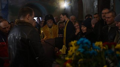 "Казав, що треба йти і захищати Україну". У Сумах попрощалися з солдатом Юрієм Каблюком "Казав, що треба йти і захищати Україну". У Сумах попрощалися з солдатом Юрієм Каблюком