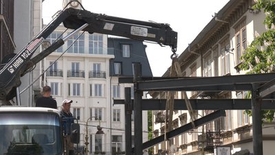 У середмісті Франківська завершують демонтовувати МАФ