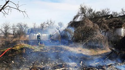 За добу на Черкащині сталися майже чотири десятки пожеж