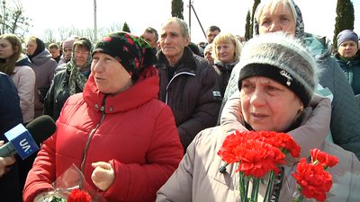 На Житомирщині попрощалися з загиблим військовим 95 десантно-штурмової бригади Дмитром Пилипчуком На Житомирщині попрощалися з загиблим військовим 95 десантно-штурмової бригади Дмитром Пилипчуком