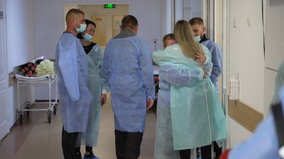 У лікарні на Дніпропетровщині одружився поранений боєць У лікарні на Дніпропетровщині одружився поранений боєць