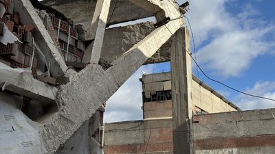 Російські армійці обстріляли сумський завод Російські армійці обстріляли сумський завод