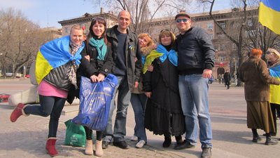 Учасниця запорізького Євромайдану, що вийшла однією з перших, згадує як все було Учасниця запорізького Євромайдану, що вийшла однією з перших, згадує як все було