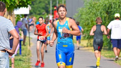 Плавання, біг та велогонка: у Черкасах стартував чемпіонат України з триатлону Плавання, біг та велогонка: у Черкасах стартував чемпіонат України з триатлону