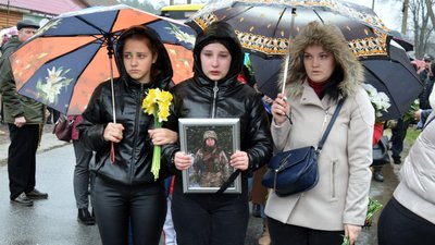 Житомирщина прощається зі своїми героями-оборонцями Житомирщина прощається зі своїми героями-оборонцями