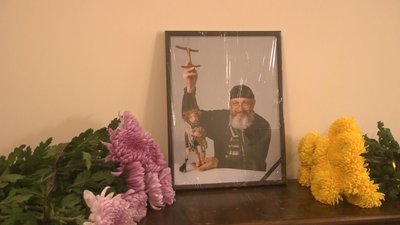 У Хмельницькому попрощалися з режисером-лялькарем Сергієм Брижанем