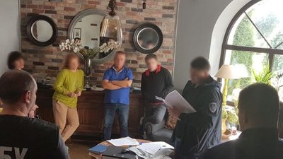 Підприємця з Донеччини обвинувачують у фінансуванні тероризму — Вінницька обласна прокуратура Підприємця з Донеччини обвинувачують у фінансуванні тероризму — Вінницька обласна прокуратура