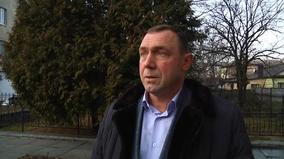 На Житомирщині 200 жителів села Стара Чортория перекривали дорогу На Житомирщині 200 жителів села Стара Чортория перекривали дорогу