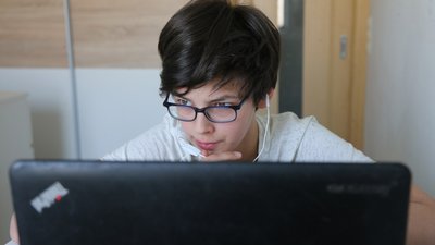 В Кіровоградській області з 14 березня відновлять навчання в школах. Дистанційно