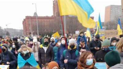 "Про злочин має знати весь світ". Історія вінничанки, яка закордоном розповідає про війну в Україні