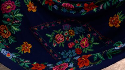 Рівняни збирають творчий крам на ярмарок у Відні. Хочуть вторгувати на дрон для військових Рівняни збирають творчий крам на ярмарок у Відні. Хочуть вторгувати на дрон для військових