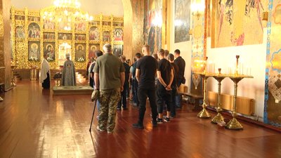 Добровольцем пішов служити: у Житомирі попрощалися з 49-річним військовим Віктором Калькою Добровольцем пішов служити: у Житомирі попрощалися з 49-річним військовим Віктором Калькою