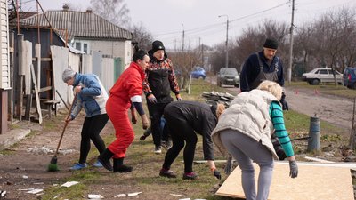 "Відкриваю очі – а воно на мене летить". Мешканці Білопілля про обстріл російськими військами "Відкриваю очі – а воно на мене летить". Мешканці Білопілля про обстріл російськими військами