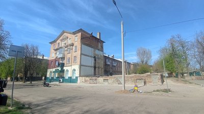 Будинок, Кривий Ріг, влучання ракетою, ремонт