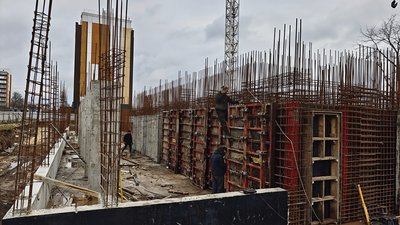 будинок зводять у Бородянці Київської області