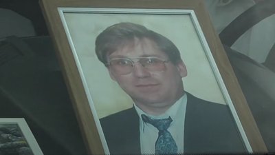 "Пам’ятаю, коли він просто усміхається": на Одещині попрощалися із загиблим з військовим. ВІДЕО "Пам’ятаю, коли він просто усміхається": на Одещині попрощалися із загиблим з військовим. ВІДЕО