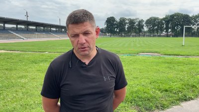 Тренер Черкаської ДЮСШ "Вікторія" Ігор Приходько Тренер Черкаської ДЮСШ "Вікторія" Ігор Приходько