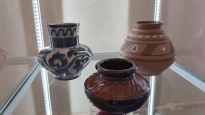 У херсонському музеї відкрилась виставка ваз У херсонському музеї відкрилась виставка ваз