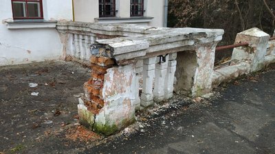 У Луцьку руйнується дитяча залізниця У Луцьку руйнується дитяча залізниця
