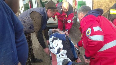 "Фотографував пейзажі": на Харківщині рятувальники дістали підлітка з яру