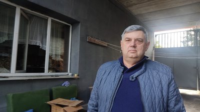 50 свічок у день – в Житомирському центрі обліку бездомних осіб виготовляють окопні свічки для ЗСУ 50 свічок у день – в Житомирському центрі обліку бездомних осіб виготовляють окопні свічки для ЗСУ