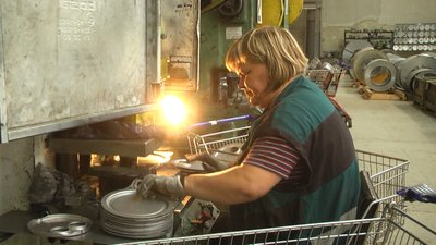 Релоковане з Запоріжжя на Хмельниччину підприємство, відновило виробництво на 80% Релоковане з Запоріжжя на Хмельниччину підприємство, відновило виробництво на 80%