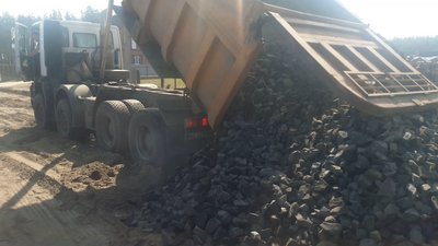 Зібрали мільйон: у селі на Рівненщині люди самі "поремонтували" дорогу Зібрали мільйон: у селі на Рівненщині люди самі "поремонтували" дорогу
