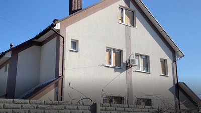Під постійними обстрілами, без світла і води: як живуть люди у селі Садове на Херсонщині Під постійними обстрілами, без світла і води: як живуть люди у селі Садове на Херсонщині