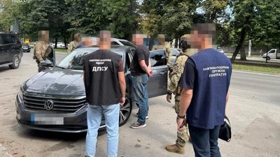 Затримали киянина на Хмельниччині
