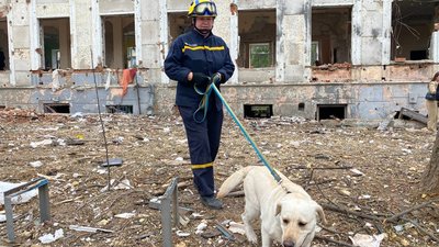 Наслідки ракетного обстрілу у Вінниці — фоторепортаж Наслідки ракетного обстрілу у Вінниці — фоторепортаж