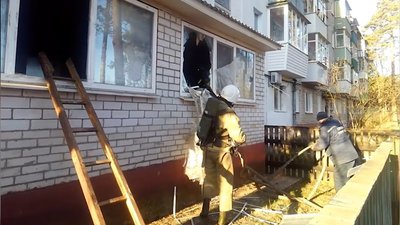 З пожежі на Сумщині врятували двох людей, ще 12 евакуювали