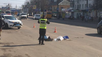 У Житомирі на Київській автомобіль збив пішохода (ОНОВЛЕНО)