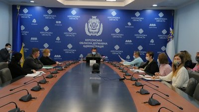 На Херсонщині розслідують причини масової загибелі червонокнижних сірих журавлів На Херсонщині розслідують причини масової загибелі червонокнижних сірих журавлів