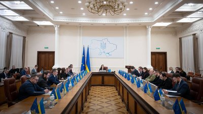 Премʼєр-міністерка Юлія Свириденко, засідання Кабміну, Кабмін, уряд