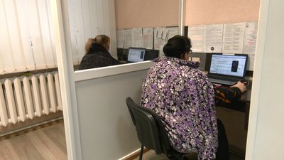 Працівниці кол-центру Працівниці кол-центру