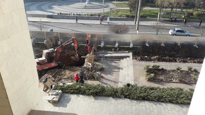 Реконструкція, щоб привабити людей: що відомо про облаштування простору біля бібліотеки у Полтаві Реконструкція, щоб привабити людей: що відомо про облаштування простору біля бібліотеки у Полтаві