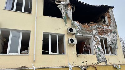 За добу російські окупанти 30 разів обстріляли Херсонщину, двоє людей загинули