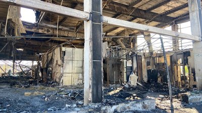 Другий день після обстрілу ТЦ у Кременчуці Другий день після обстрілу ТЦ у Кременчуці