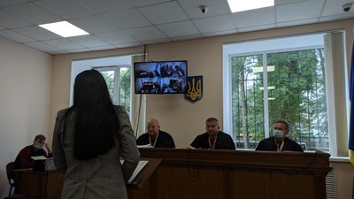 Вбивство у Лощинівці: в суді допитали останнього експерта, який розповів деталі про смерть дівчинки Вбивство у Лощинівці: в суді допитали останнього експерта, який розповів деталі про смерть дівчинки