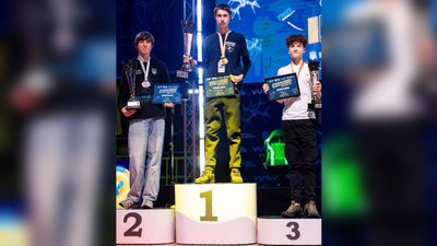 Нагородження юнаків на Чемпіонаті України з дрон-рейсингу