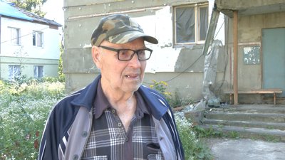 "Прожив один день — добре": як в прифронтове село Елітне на Харківщині повертаються люди після евакуації "Прожив один день — добре": як в прифронтове село Елітне на Харківщині повертаються люди після евакуації