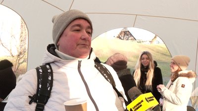 У Рівному показали тіньовий вертеп і колядували під ліру, щоб допомогти ЗСУ